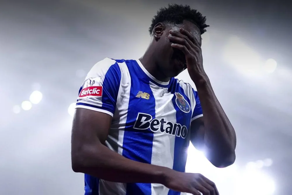 Samu, durante un partido con el Oporto