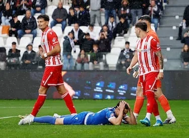 Aprobados y suspensos del Burgos: buen partido sin premio
